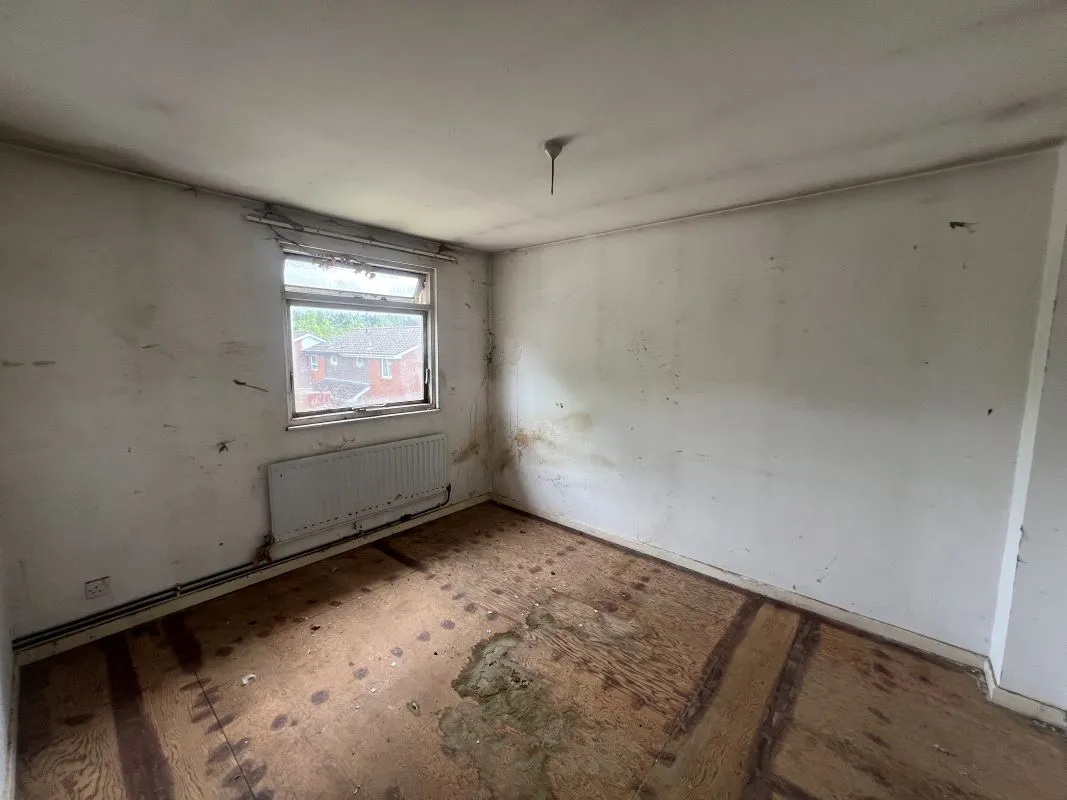 3 bedroom end terraced house in Telford