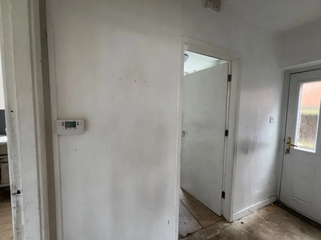 3 bedroom end terraced property in Walsall
