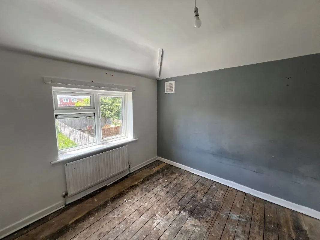 3 bedroom end terraced property in Walsall