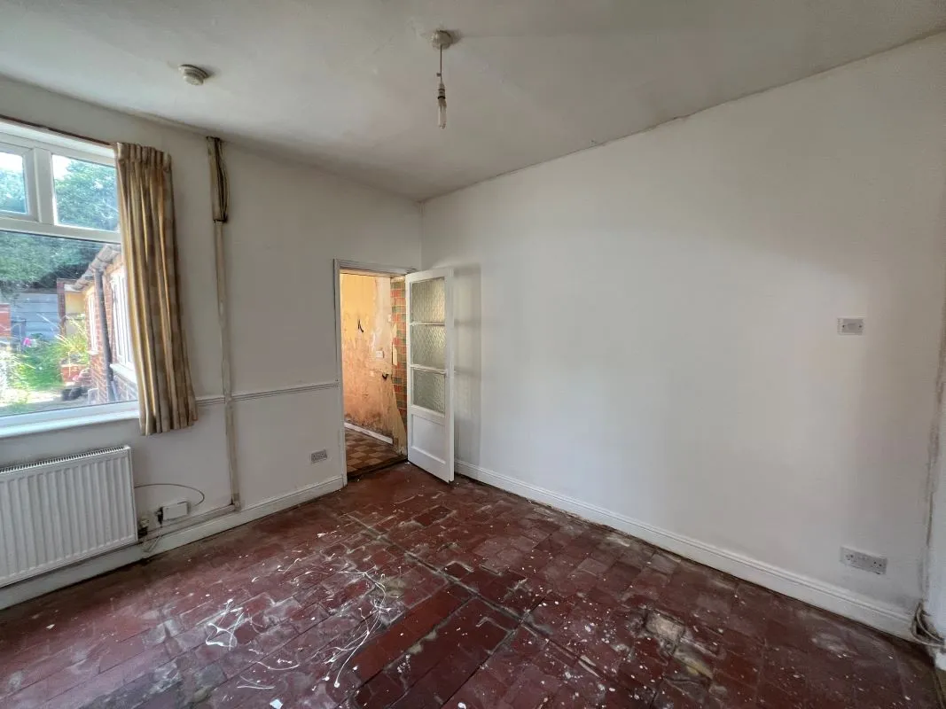 2 bedroom end terraced house in Stoke on Trent