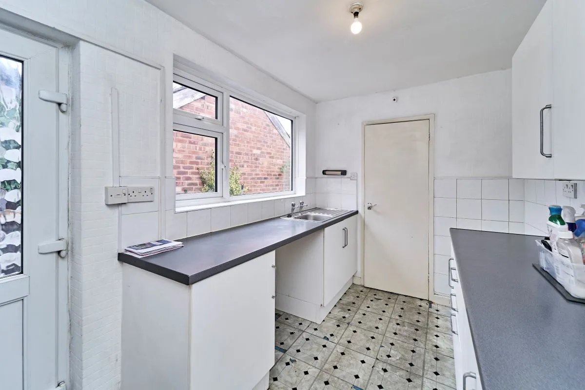 3 bedroom mid terraced property in Halesowen