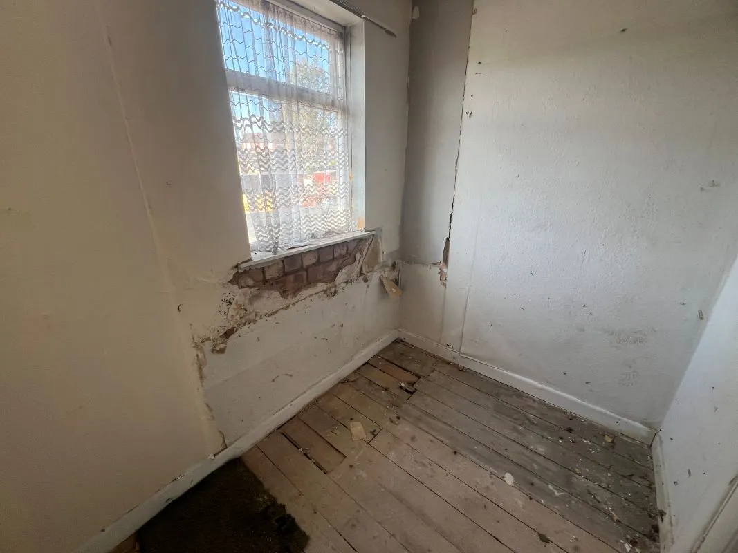 4 bedroom mid terraced property in Coventry 