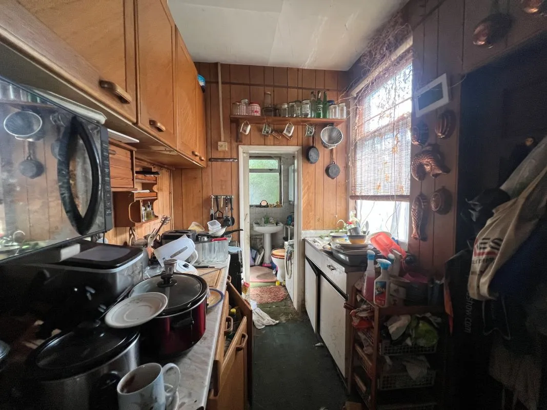 2 bedroom mid terraced house in Coventry