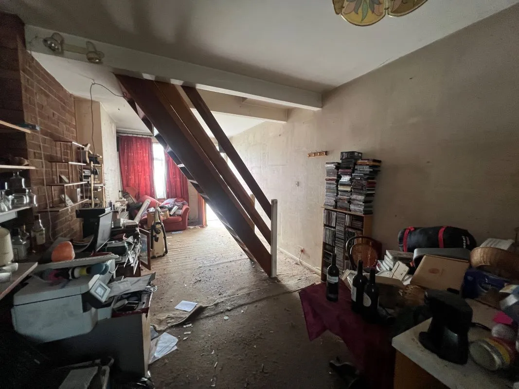 2 bedroom mid terraced house in Coventry