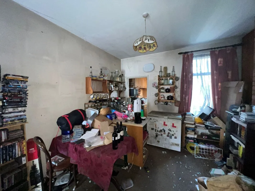 2 bedroom mid terraced house in Coventry