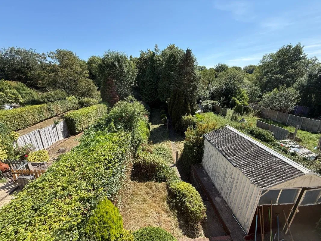 3 bedroom semi detached house in Wolverhampton