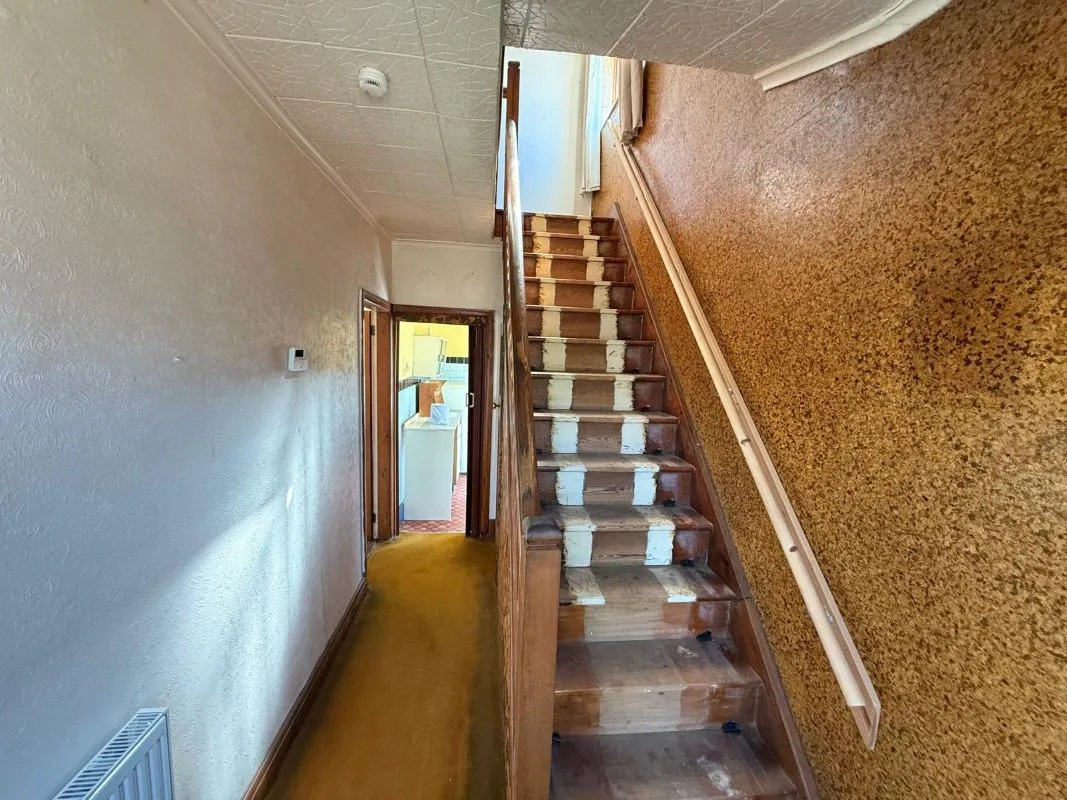 3 bedroom semi detached house in Wolverhampton