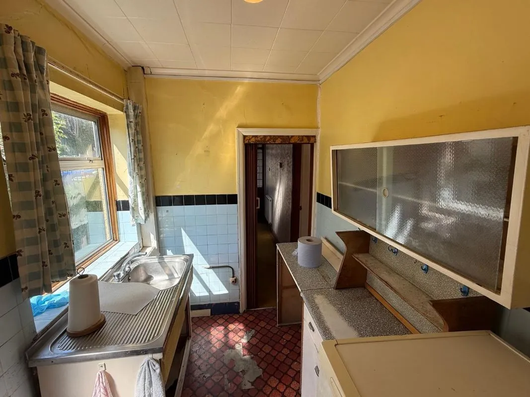 3 bedroom semi detached house in Wolverhampton