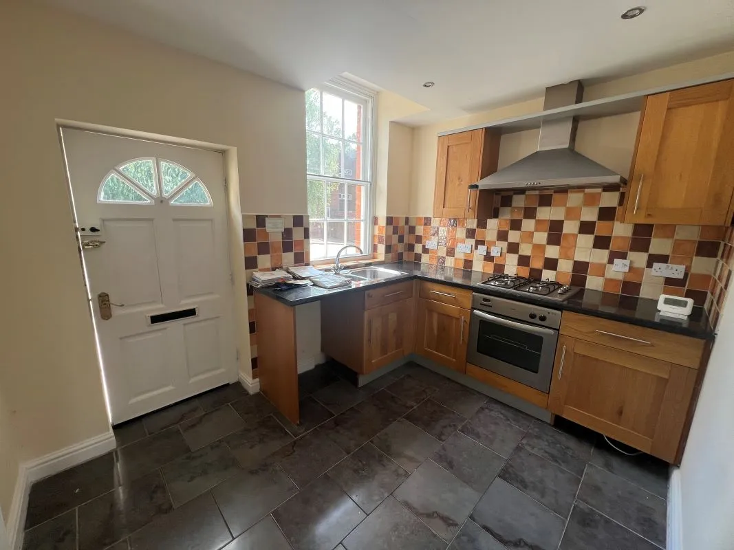 2 bedroom Grade II Listed mid terraced property in Coleshill