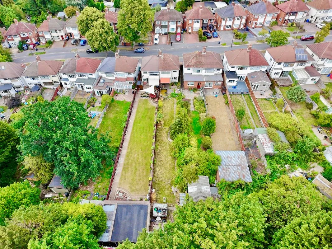 3 bedroom semi detached property in Birmingham