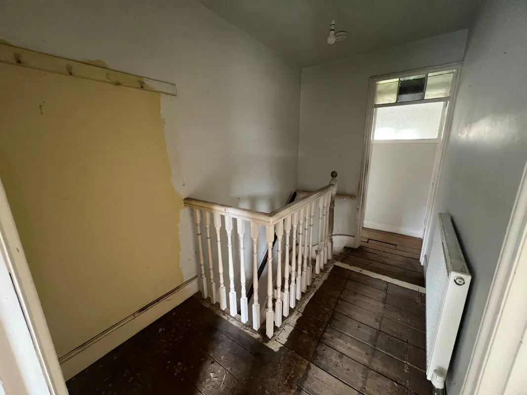 2 Bedroom mid terraced property in Evesham
