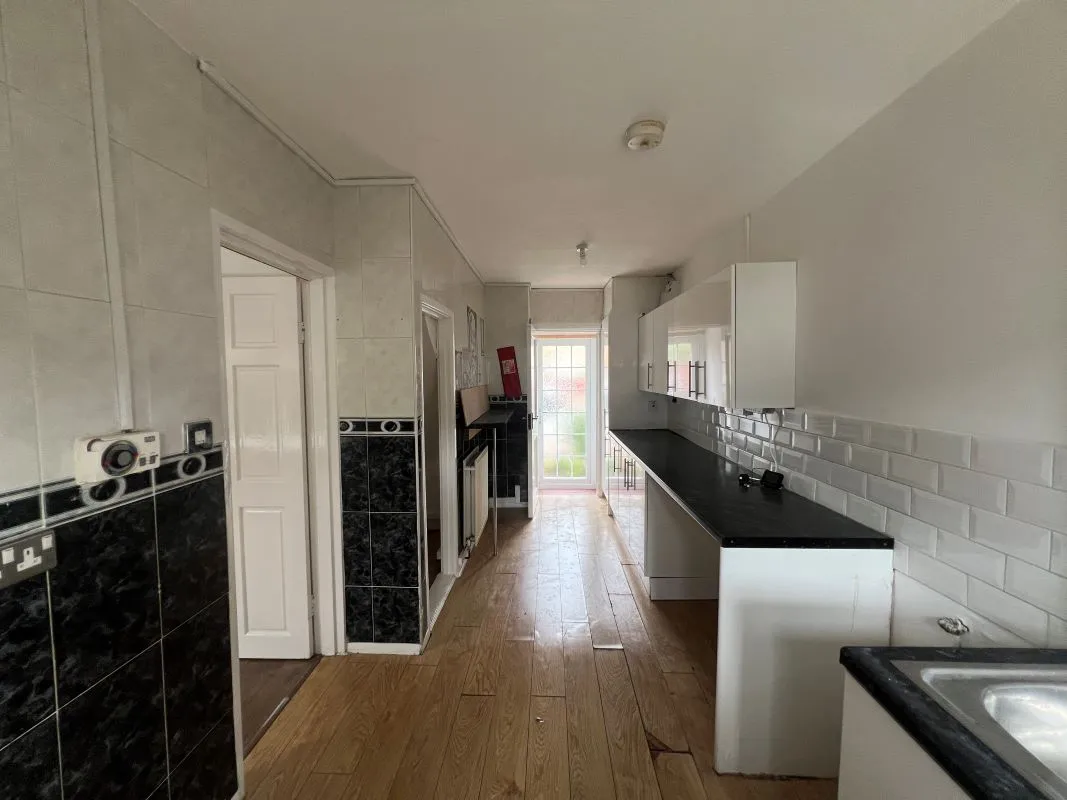 4 bedroom mid terraced house in Erdington