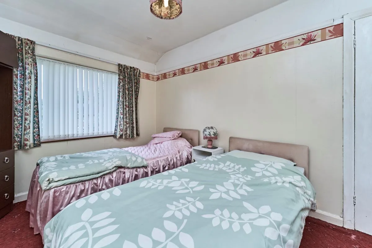 3 bedroom end terraced property in Birmingham