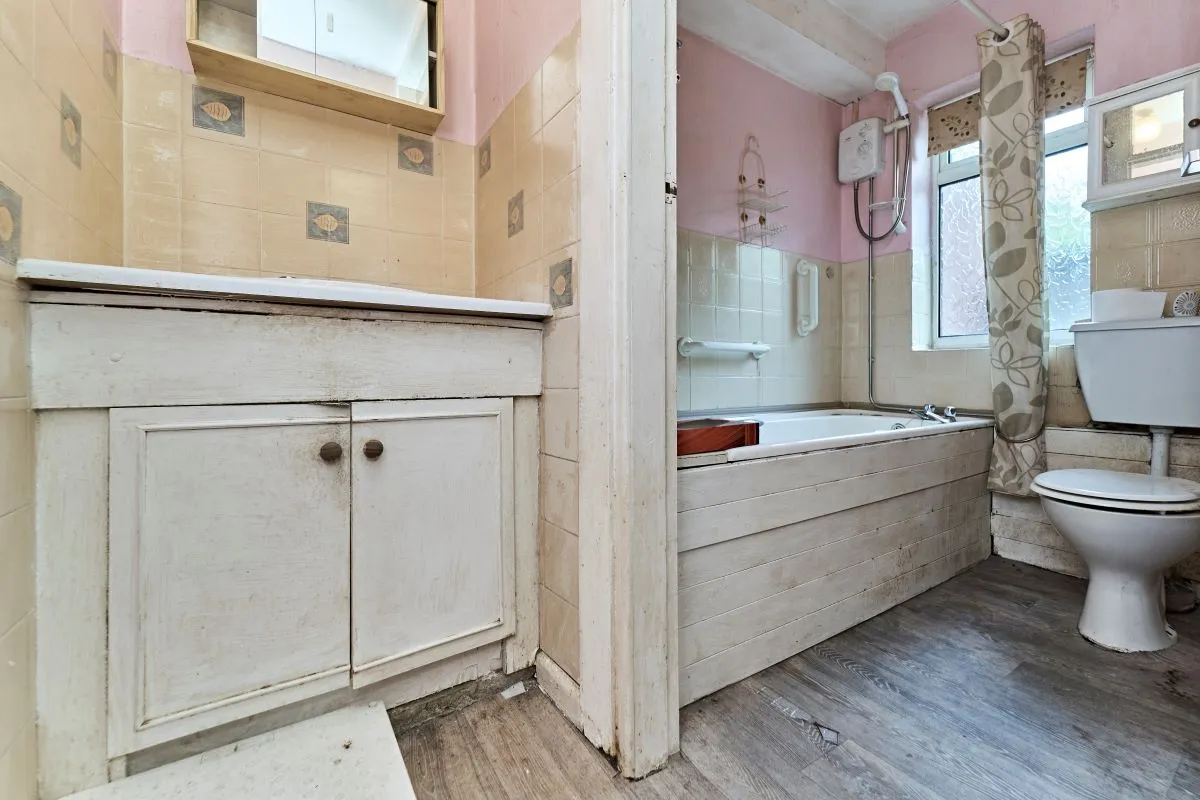 3 bedroom end terraced property in Birmingham
