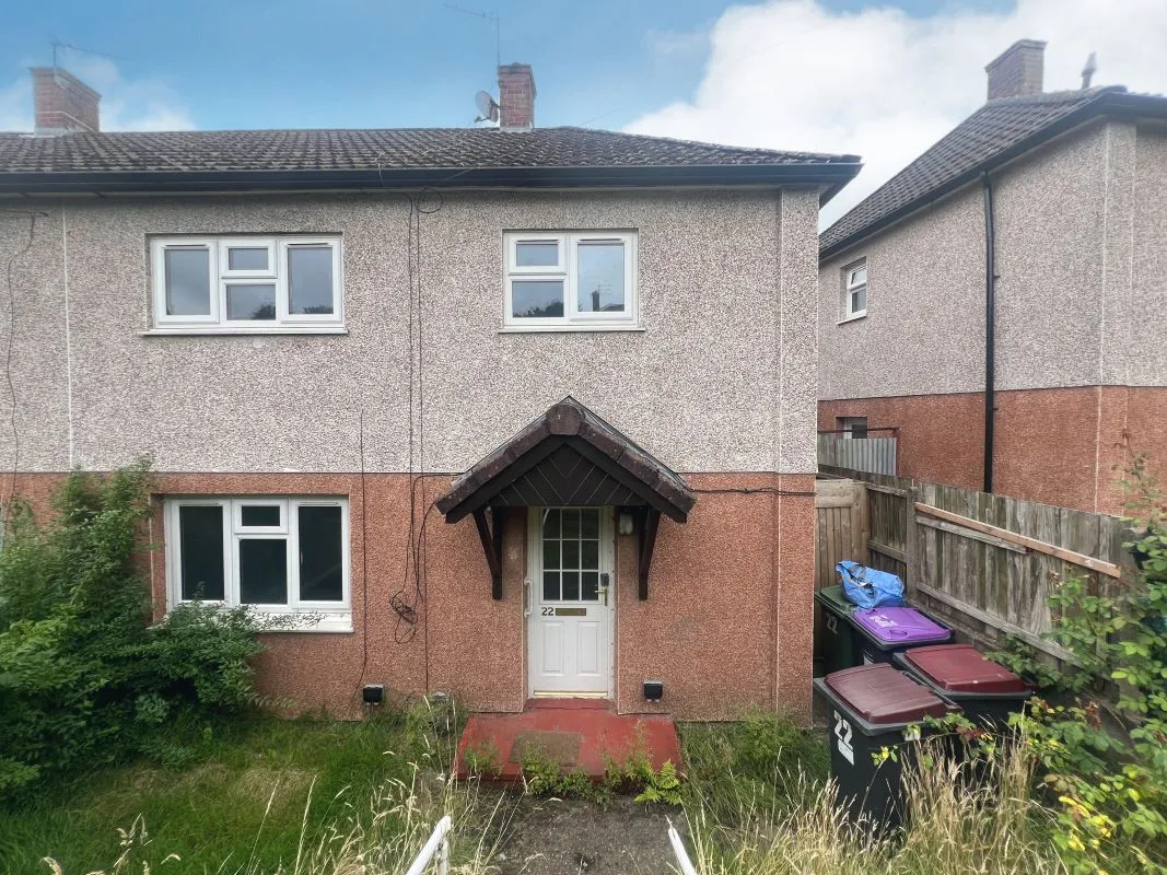 3 bedroom semi detached property in Dawley, Telford.