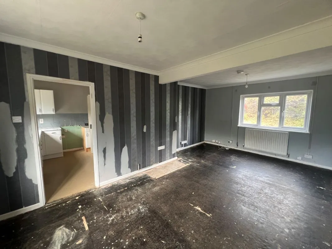 3 bedroom semi detached property in Dawley, Telford.