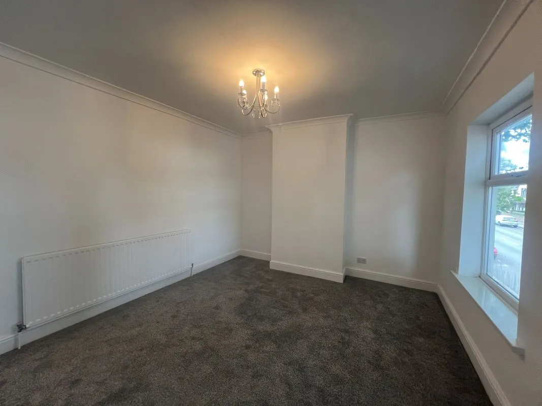 3 bedroom semi detached house in Bloxwich, Walsall