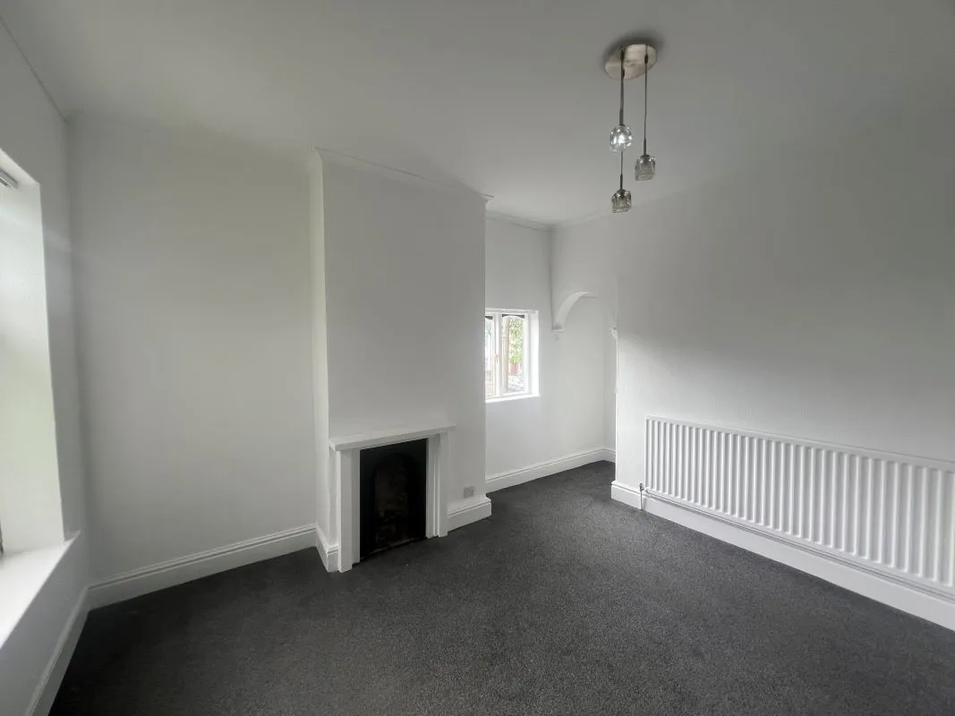 3 bedroom semi detached house in Bloxwich, Walsall