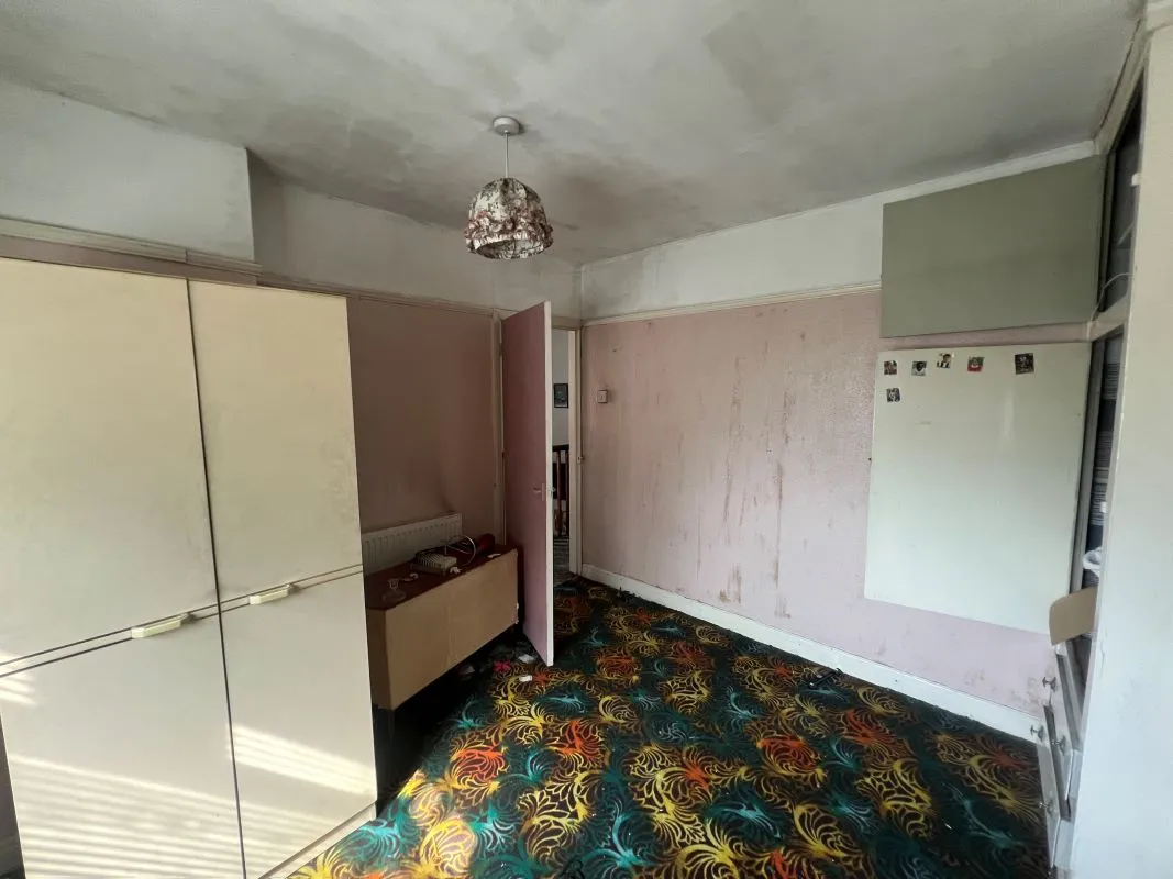 3 bedroom semi detached house in Walsall