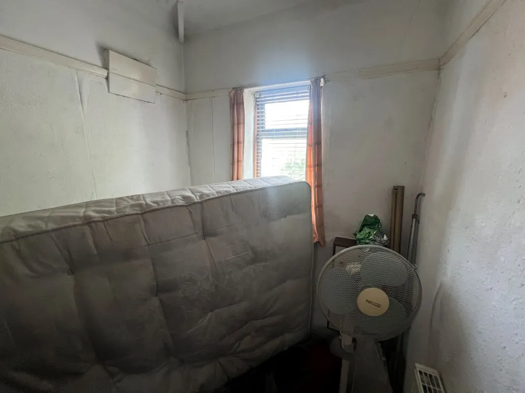 3 bedroom semi detached house in Walsall