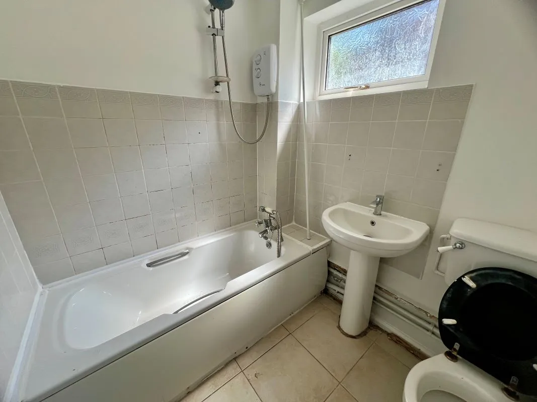 2 bedroom bungalow in Redditch