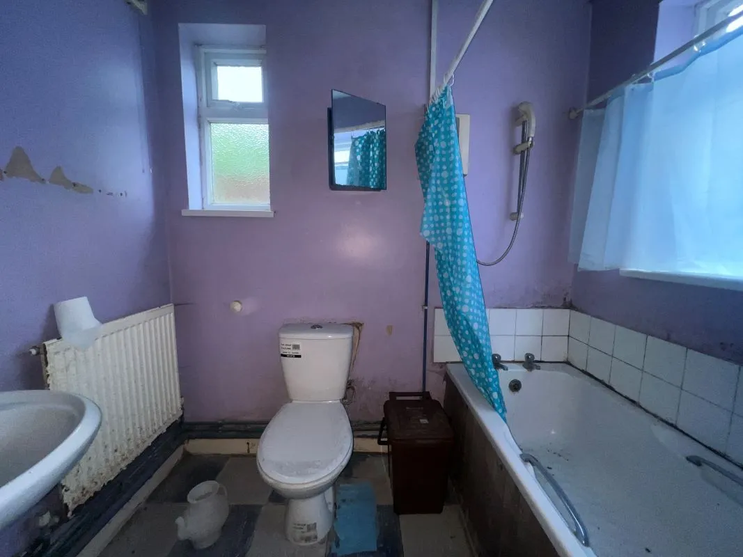 3 bedroom mid terraced property in Tipton
