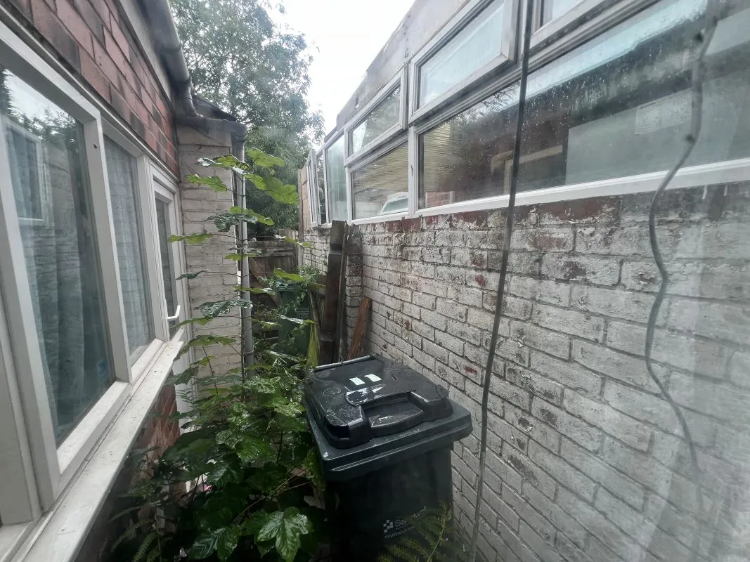 3 bedroom mid terraced property in Tipton