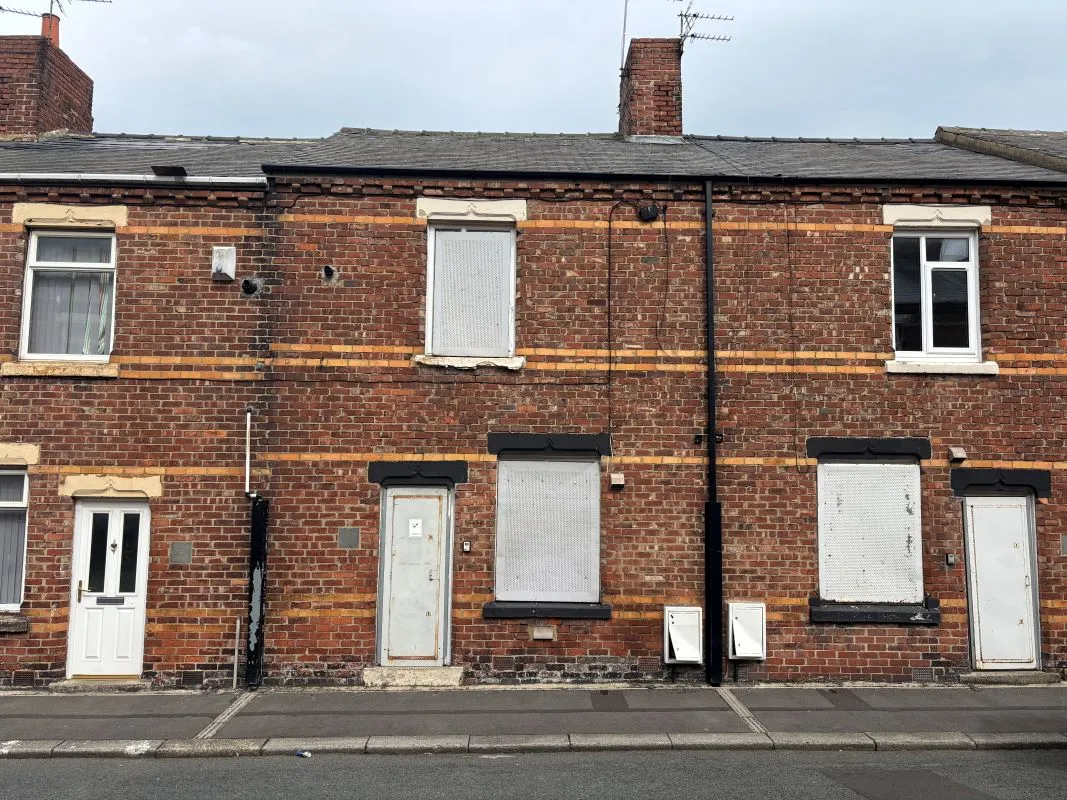 2 bedroom mid terraced house in Peterlee, Co. Durham