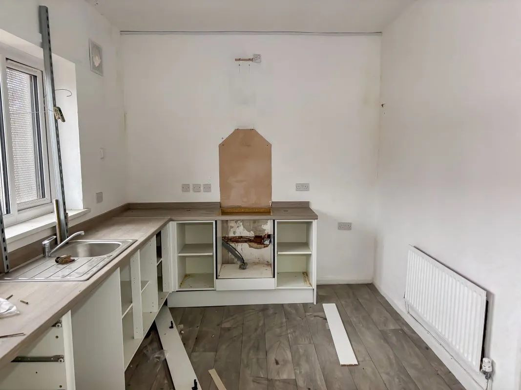2 bedroom mid terraced house in Peterlee, Co. Durham