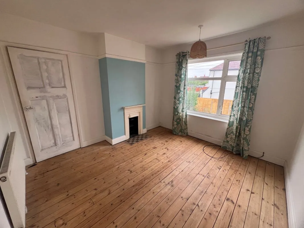 3 bedroom semi detached house in Nuneaton