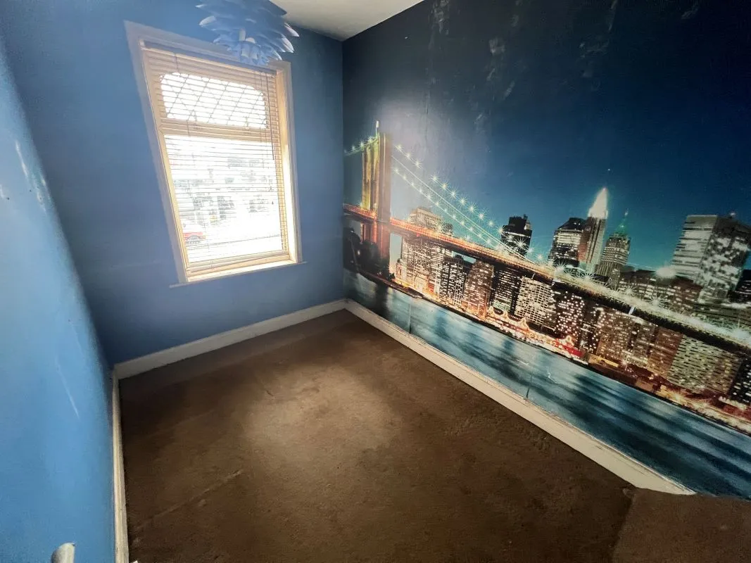 3 bedroom semi detached house in Nuneaton