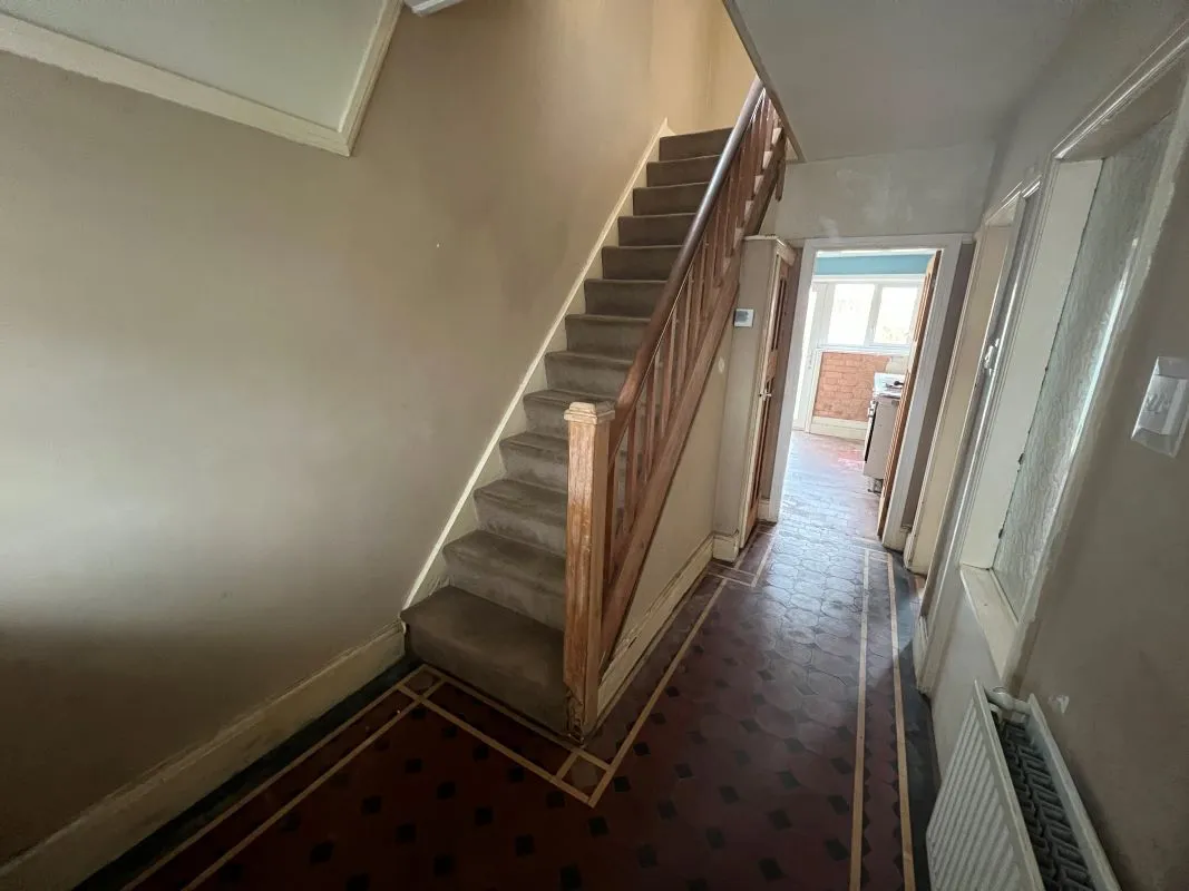 3 bedroom semi detached house in Nuneaton