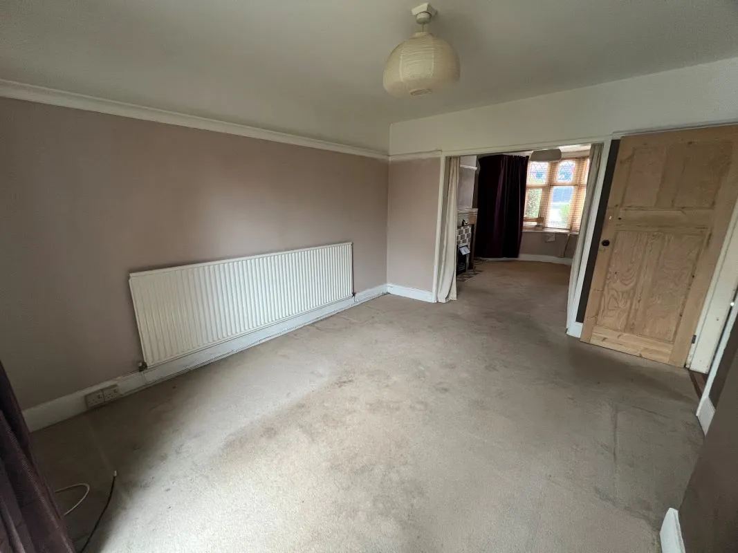 3 bedroom semi detached house in Nuneaton