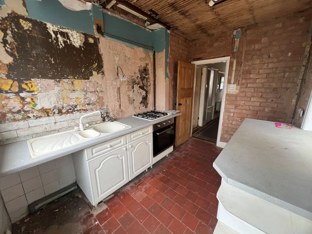 3 bedroom semi detached house in Nuneaton