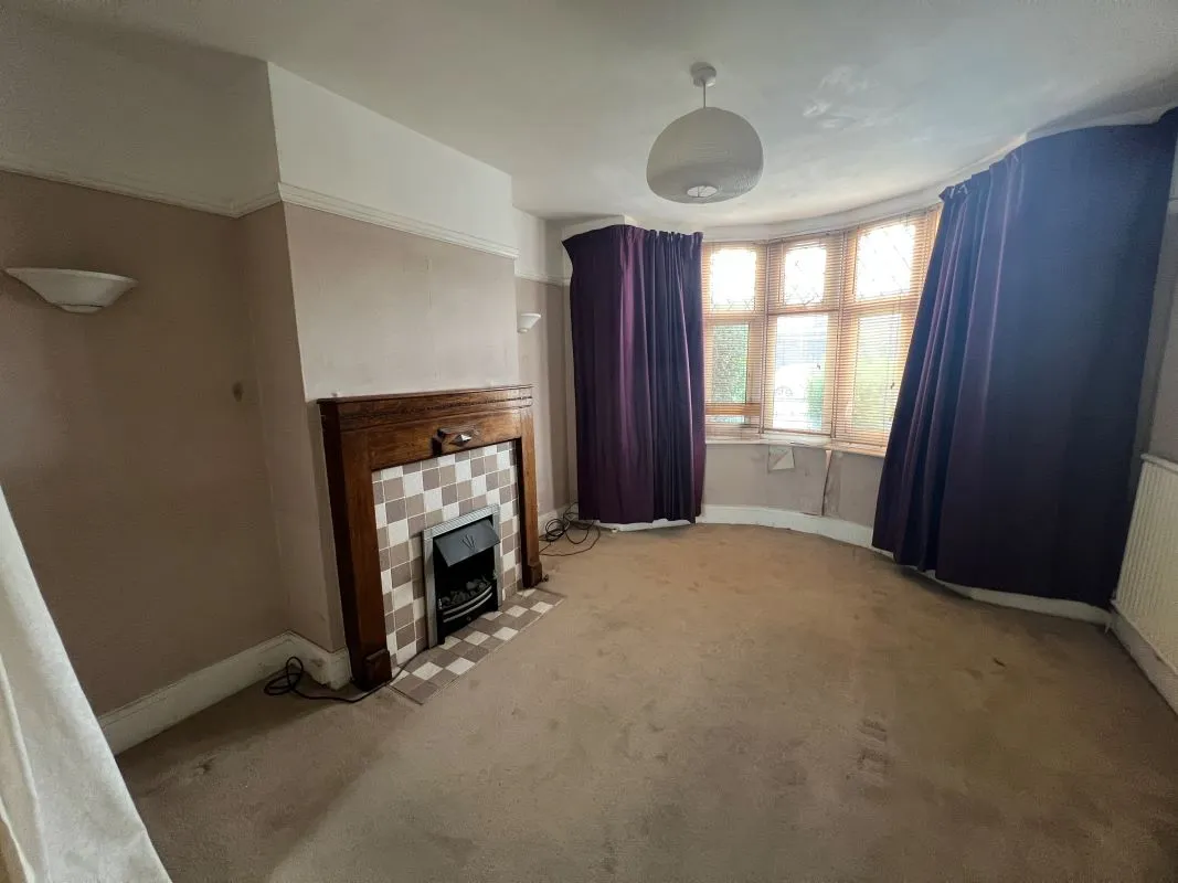 3 bedroom semi detached house in Nuneaton