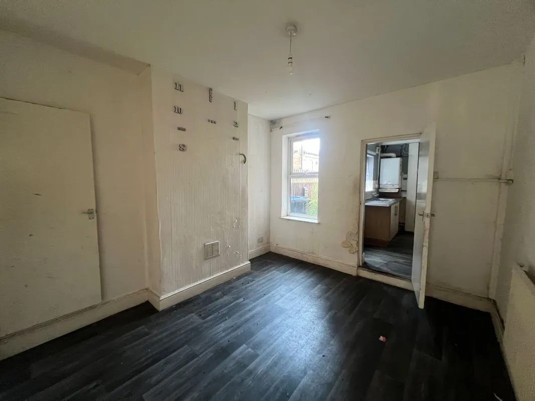 3 bedroom mid terraced house in Saltley