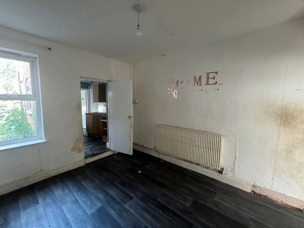 3 bedroom mid terraced house in Saltley