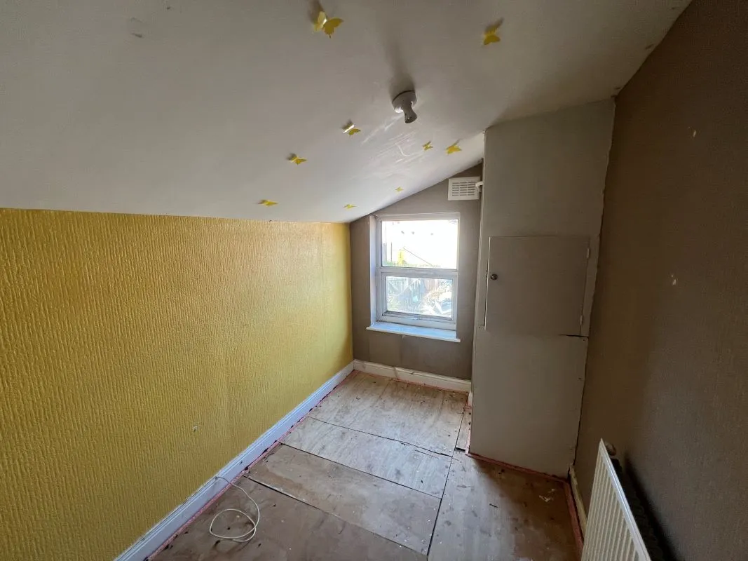 3 bedroom mid terraced house in Saltley