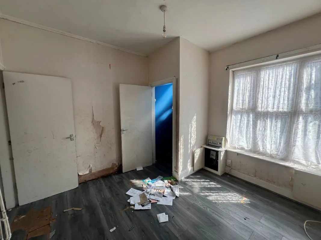 3 bedroom mid terraced house in Saltley