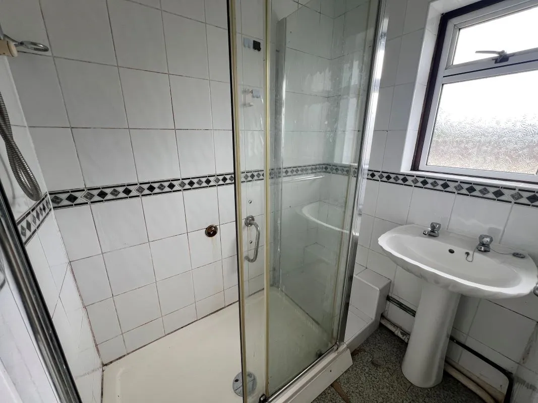 3 bedroom semi detached house in Northfield