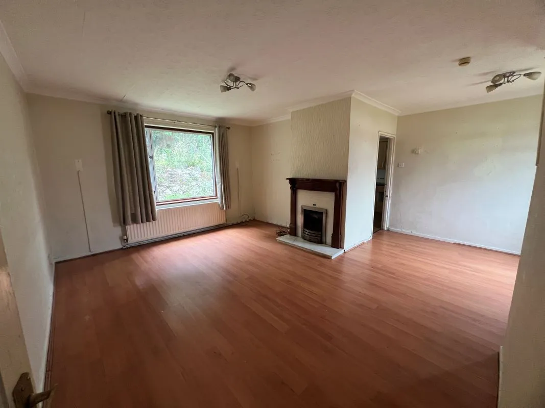 3 bedroom semi detached house in Northfield