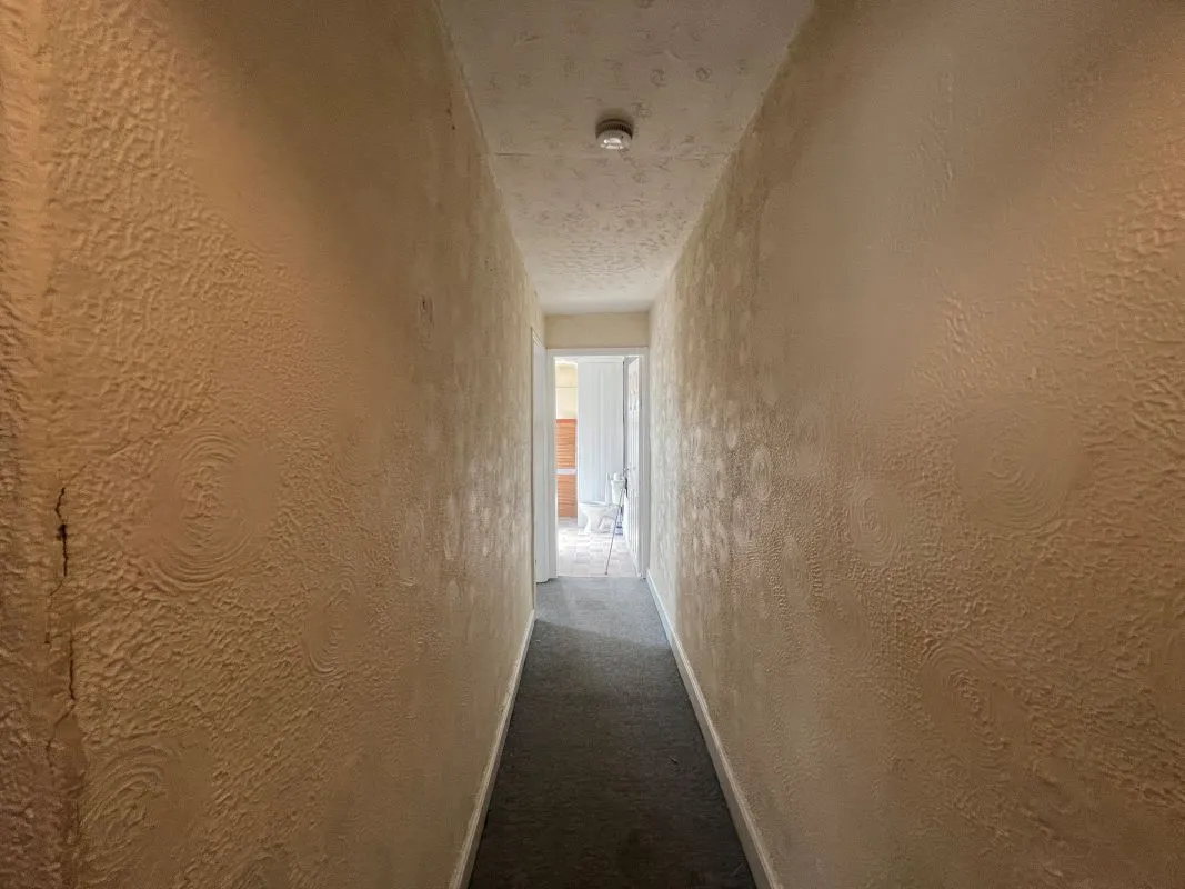 2 bedroom mid terraced house in Stoke on Trent