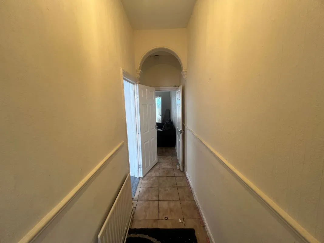 2 bedroom mid terraced house in Stoke on Trent