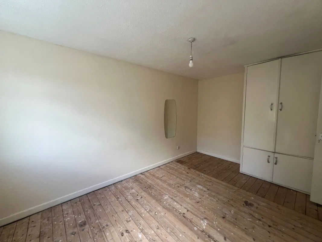 3 bedroom semi detached house in Walsall