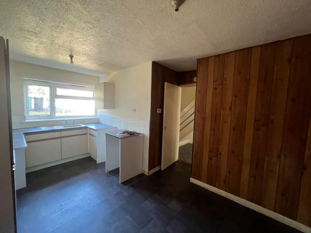 3 bedroom semi detached house in Walsall