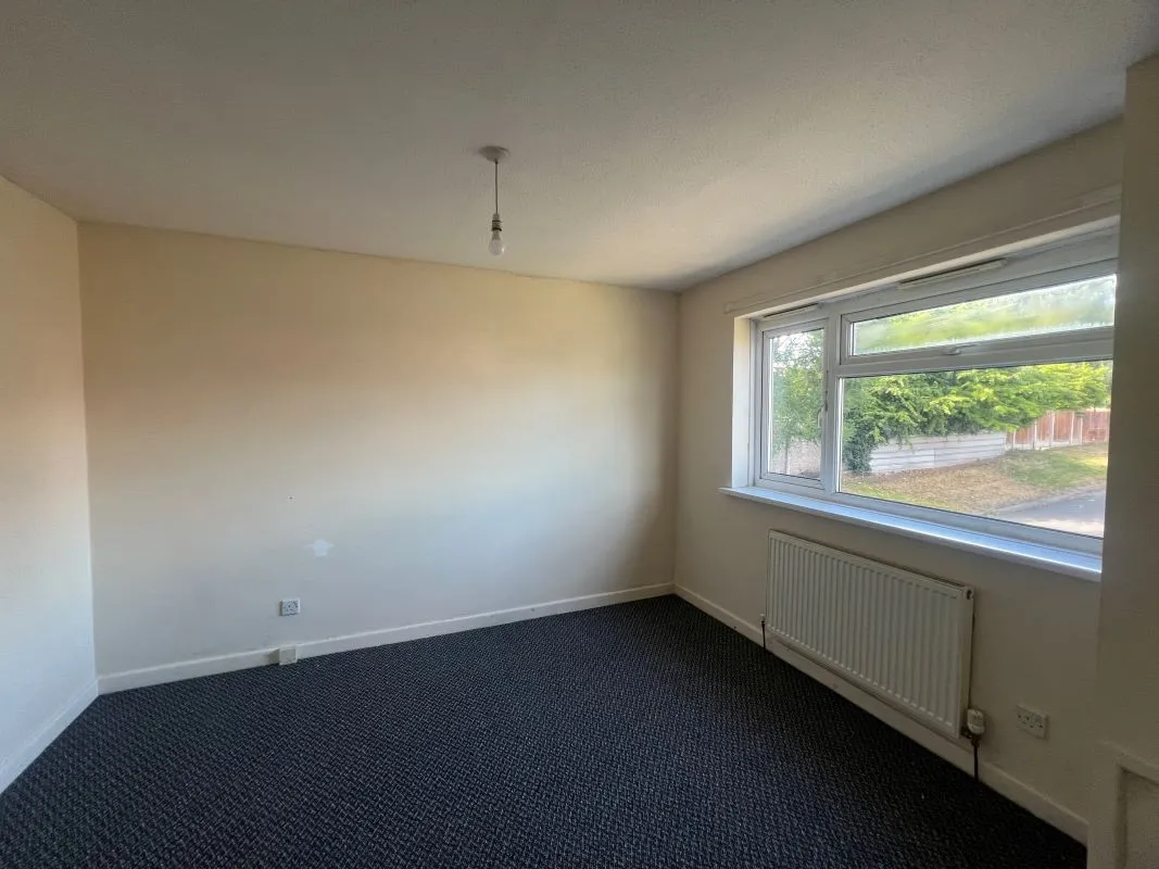 3 bedroom semi detached house in Walsall