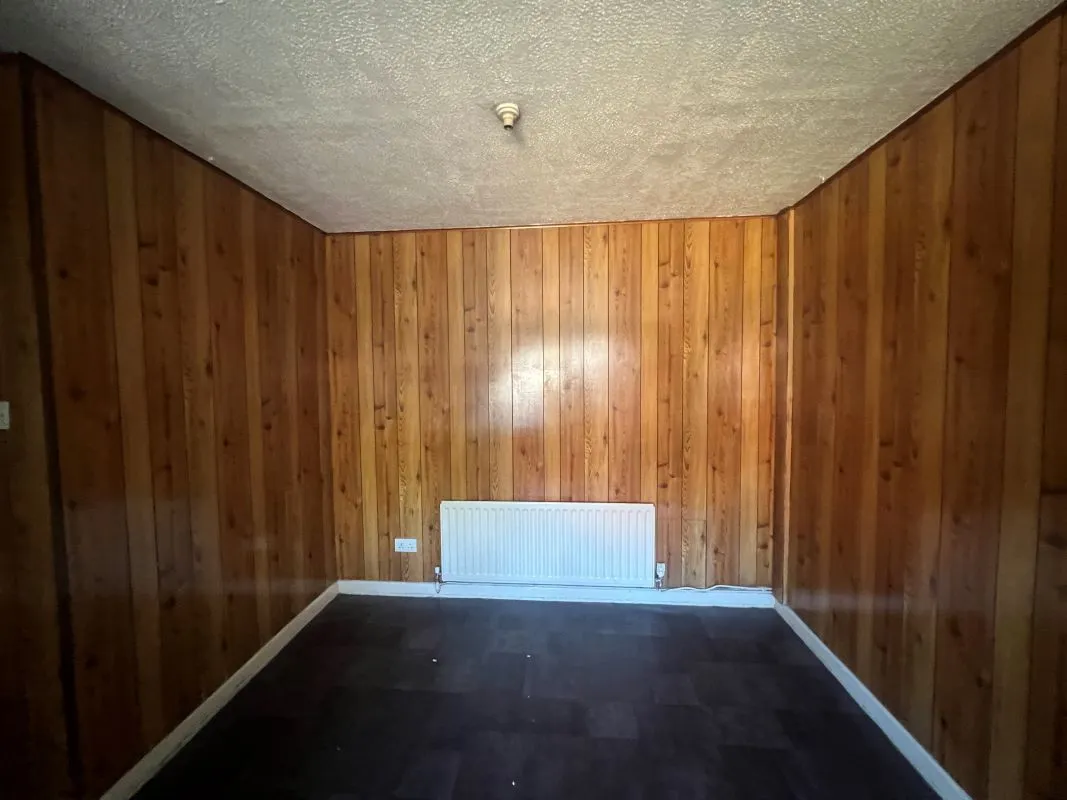 3 bedroom semi detached house in Walsall