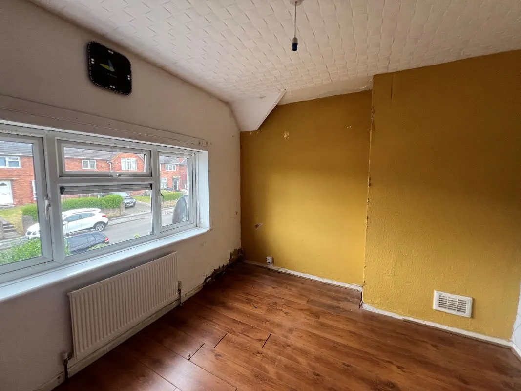 3 bedroom semi detached house in Walsall