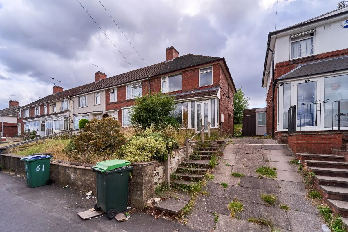 3 bedroom end terraced property in Smethwick