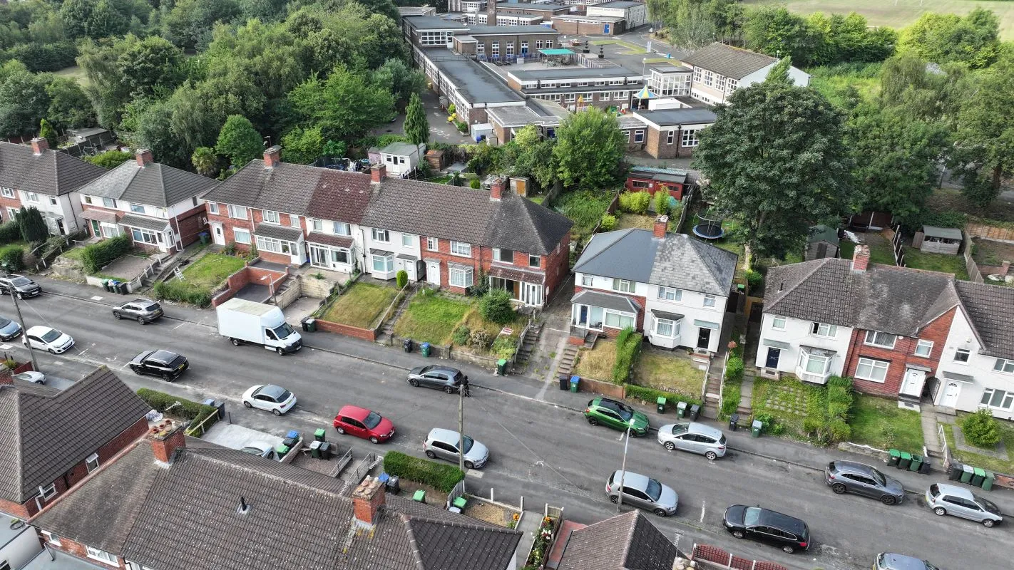 3 bedroom end terraced property in Smethwick